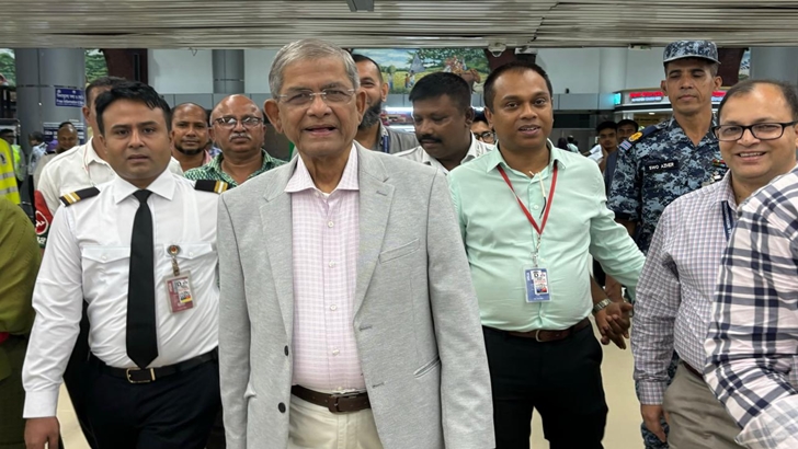 BNP Secretary General Mirza Fakhrul Islam Alamgir went to Singapore for treatment