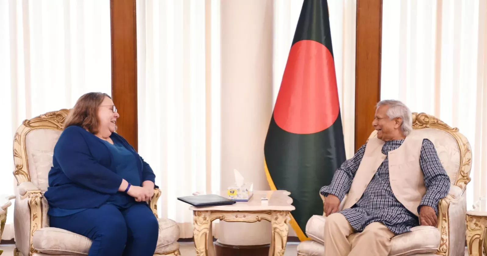 Charge d'Affaires of the US Embassy meets with the Chief Adviser