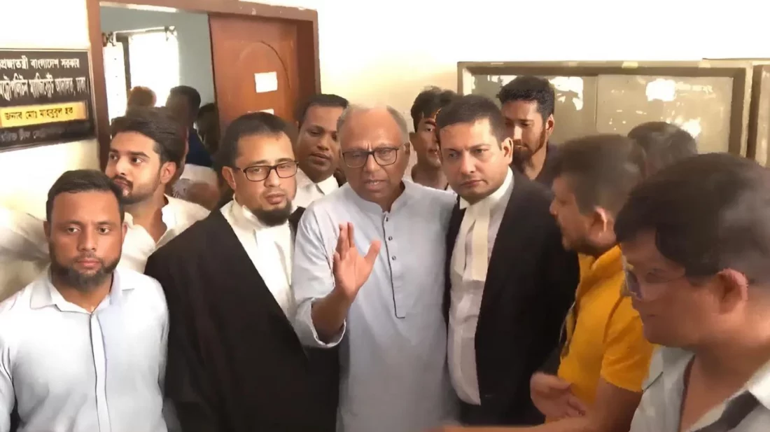 জামিন পেলেন দৈনিক আমার দেশ পত্রিকার ভারপ্রাপ্ত সম্পাদক