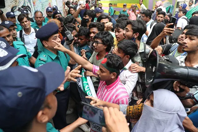 Secretariat movement with various warnings to students who failed in HSC