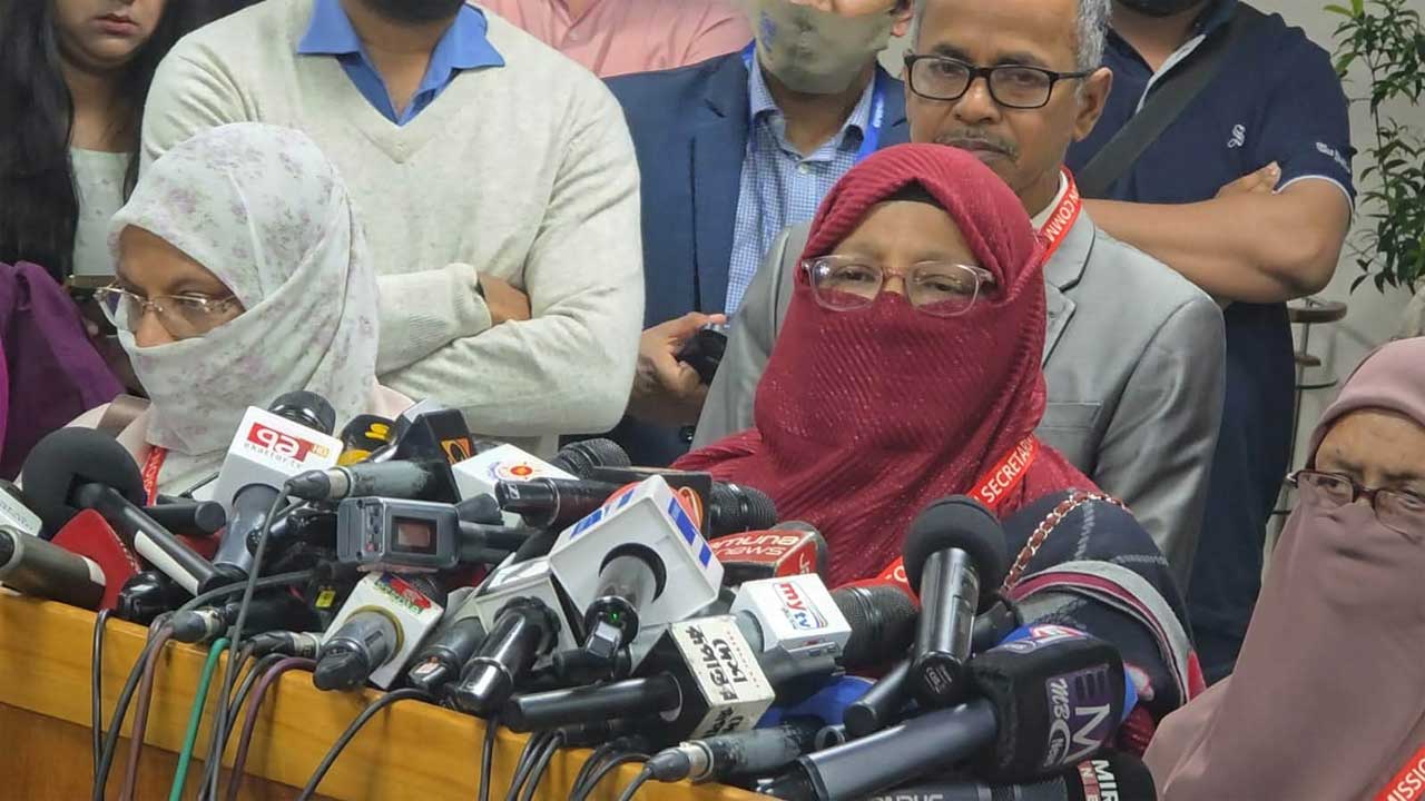 যেখানে বাধা, সেখানেই প্রতিরোধ গড়ে তোলা হবে ইনশাআল্লাহ: জামায়াতে ইসলামীর মহিলা উইং