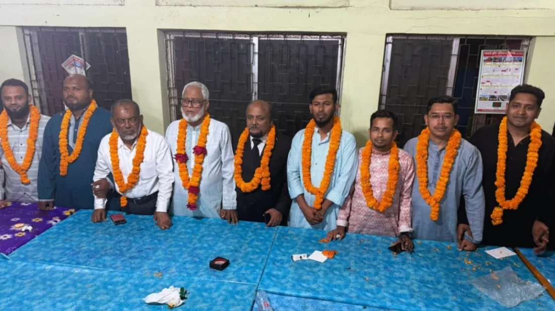 In the Lakshmipur Bar Association election, A. League-8, BNP-6, Jamaat-0