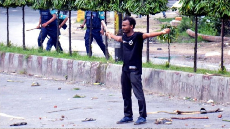 আবু সাঈদ হত্যা মামলার পূর্ণাঙ্গ রায় প্রকাশ, দুই পুলিশ সদস্যের মৃত্যুদণ্ড বহাল