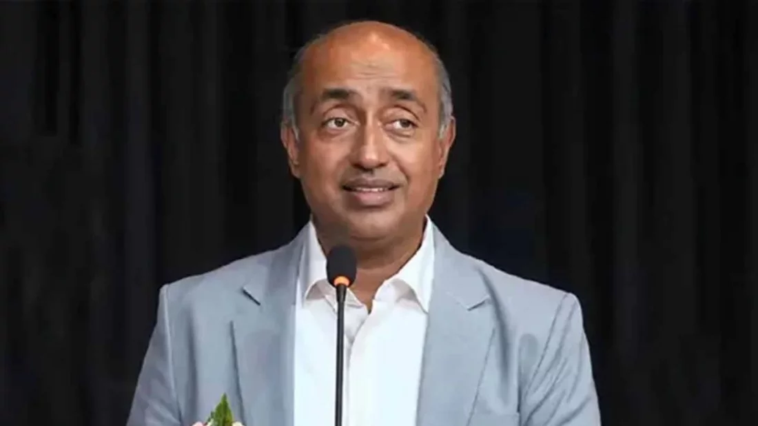 বিএনপি &lsquo;বামের ডাইনে, ডাইনের বামে&rsquo; মধ্যপন্থার দল: আইনমন্ত্রী